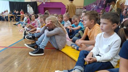 prvošolci _ oš miroslava vilharja  (2)